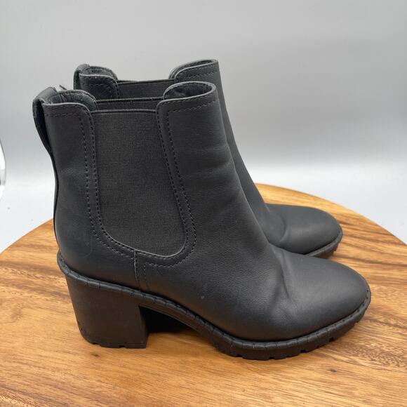 Vince Henderson Boots Womens Size 7 M Black Leather Block Heel Bootie Casual - Picture 1 of 10